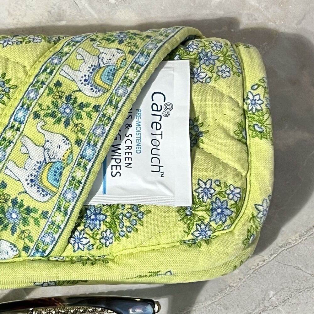 Vera Bradley Double Glass Case Quilted Floral Paisley Elephant Citrus Yellow - Picture 13 of 16